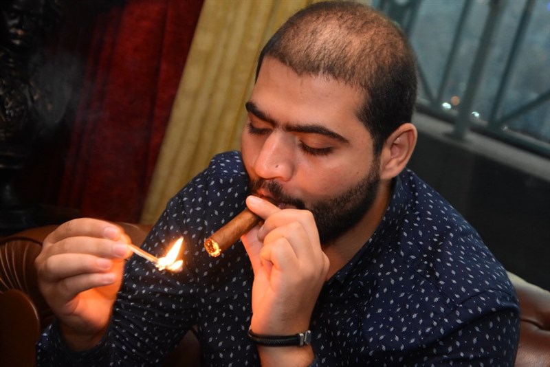 Smoky night at the Candles Lounge - Hilton Beirut Metropolitan Palace